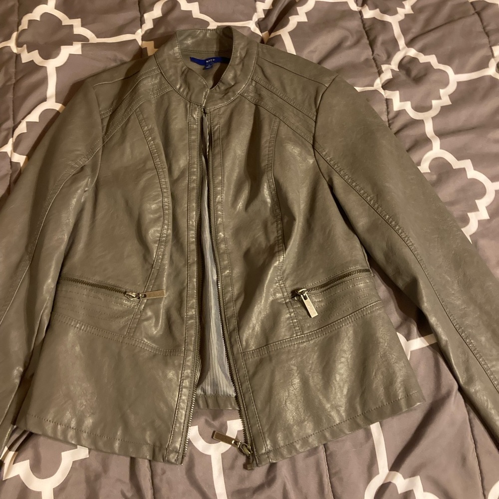 Never been worn